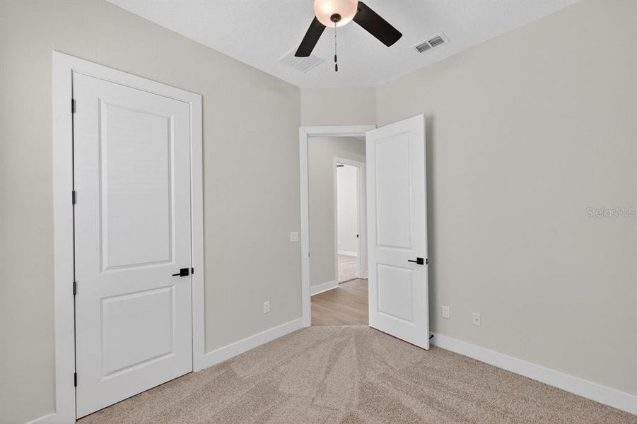Spacious, unfurnished interior of a new home in Stables at Cary Forest, Bryceville (Image 28).
