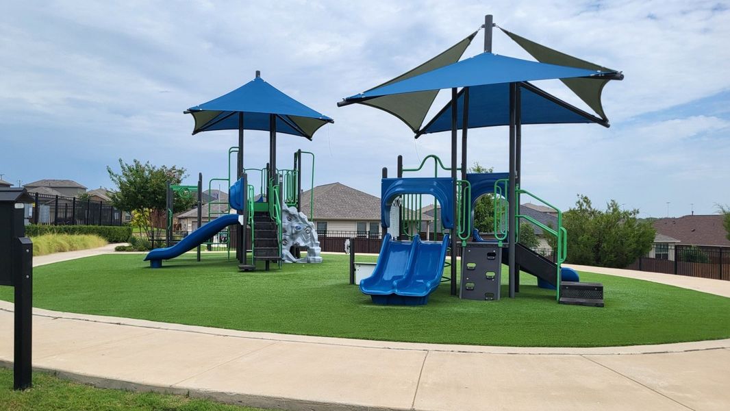 Community amenities associated with the Bailey by D.R. Horton in Highlands at Chapel Creek, Fort Worth (Image 7).