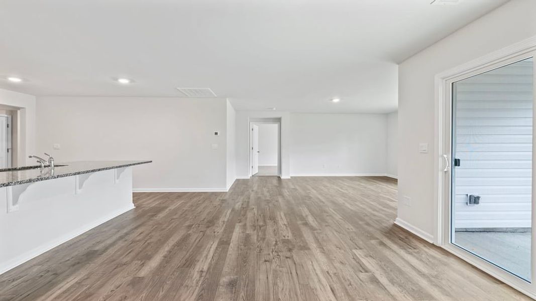 Spacious, unfurnished interior of a new home in Harrier Point, Woodruff (Image 26).