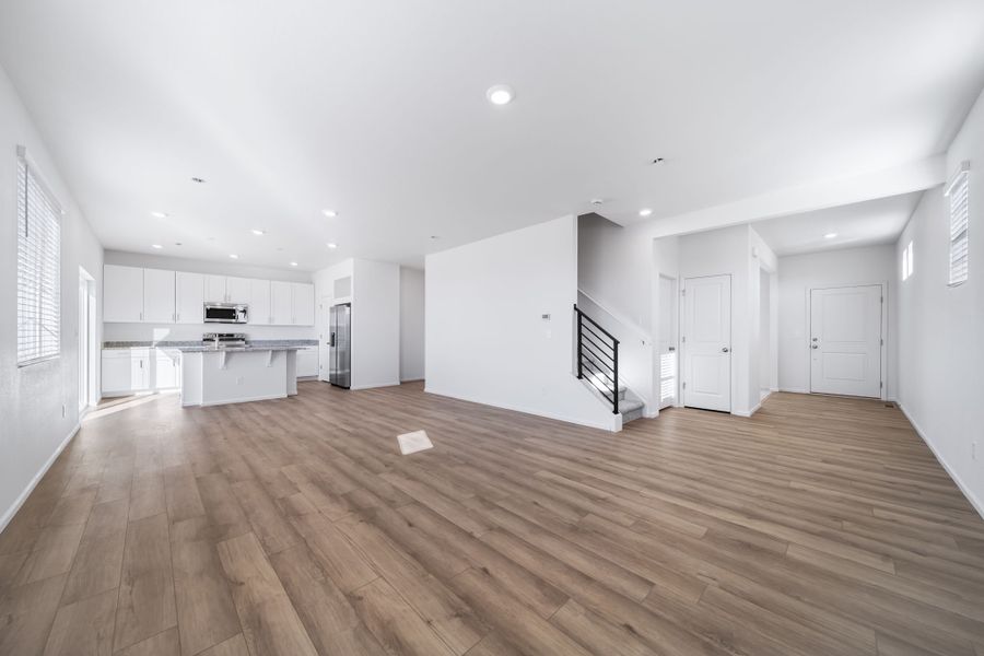 Spacious, unfurnished interior of a new home in Thompson River Ranch, Johnstown (Image 15). Spacious, unfurnished interior of a new home in Thompson River Ranch, Johnstown (Image 15).