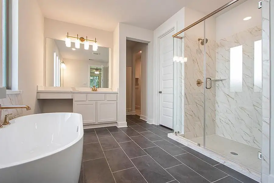 Furnished interior view inside a new home in Cross Creek West, Fulshear (Image 7).