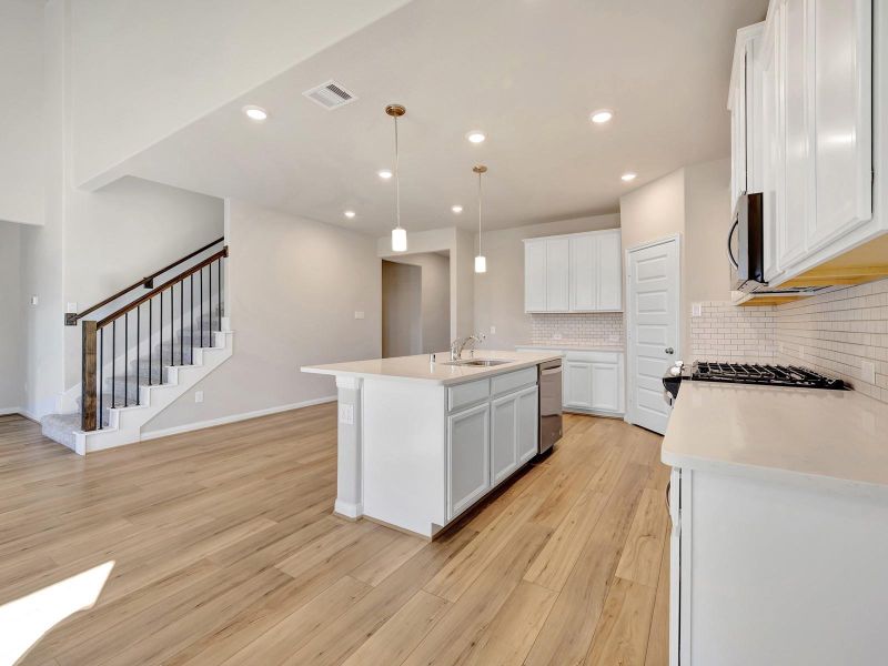 Photo is not of the actual home, but is an inspirational photo of builder’s model home and may depict options, furnishings, and/or decorator features that are not included Photo is not of the actual home, but is an inspirational photo of builder’s model home and may depict options, furnishings, and/or decorator features that are not included