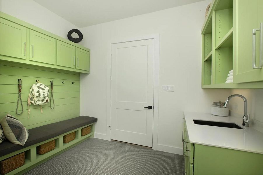 The Brynlee II Laundry Room