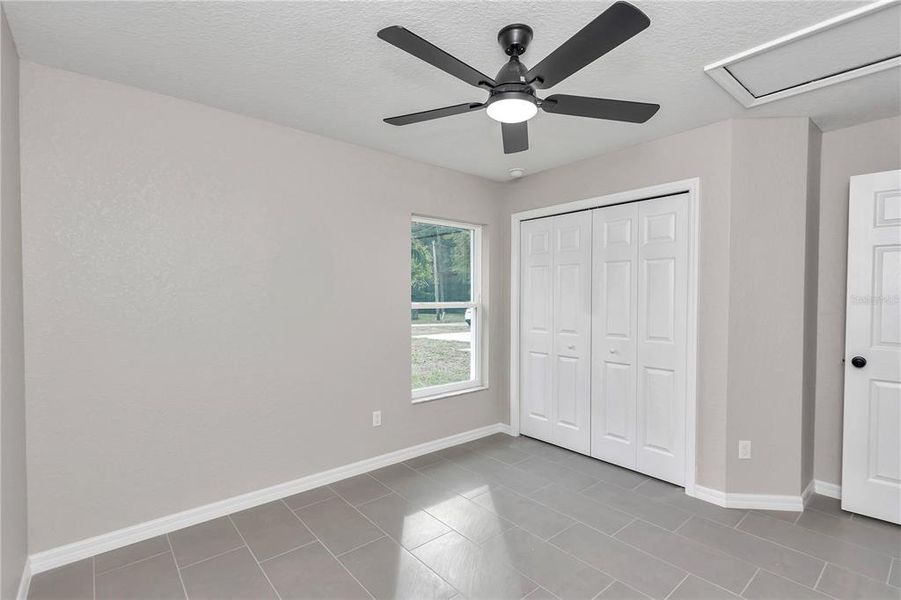 Spacious, unfurnished interior of a new home in , Ocala (Image 16).