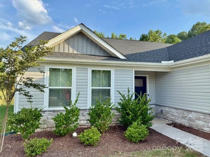 Image 16 of a home in Rosegate.