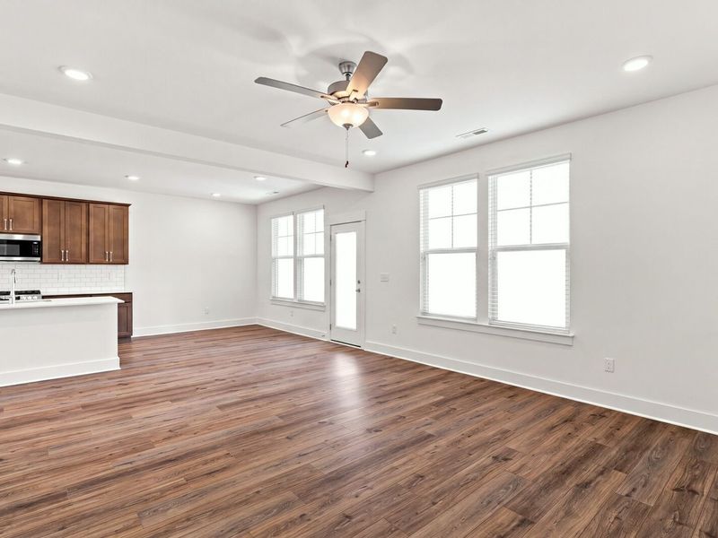Spacious, unfurnished interior of a new home in Woods Crossing, Gallatin (Image 38). Spacious, unfurnished interior of a new home in Woods Crossing, Gallatin (Image 38).