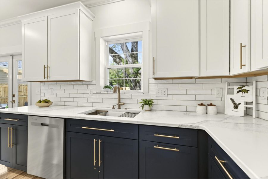 Furnished interior view inside a new home in , North Charleston (Image 13).