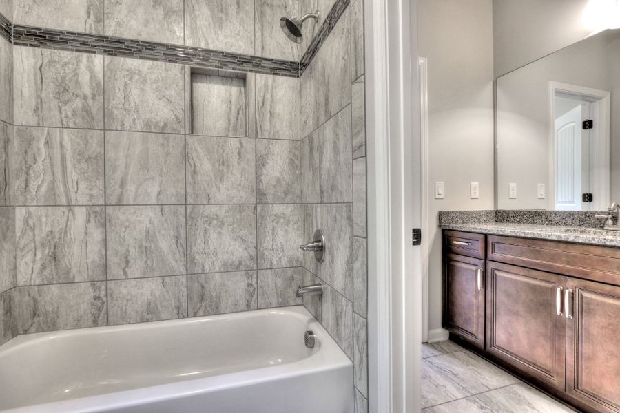 Representative furnished interior of a home built from the The Huntleigh by Bamford and Company in Rowland Springs, Cartersville (Image 25).