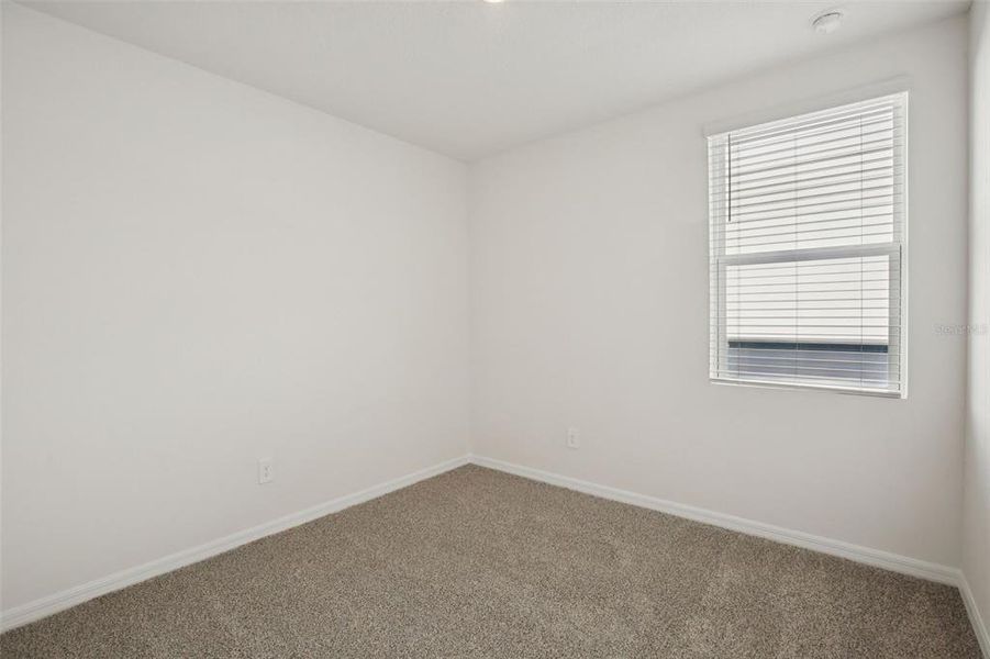 Spacious, unfurnished interior of a new home in , Lake Alfred (Image 24).