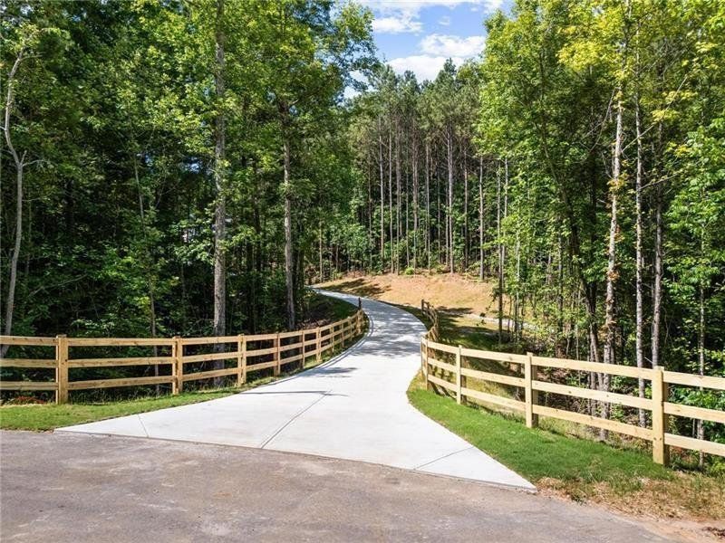 Natural landscape and outdoor views near  in Jasper (Image 38).