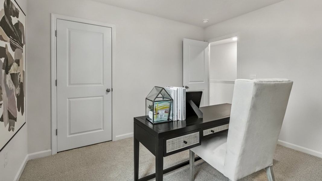 Representative furnished interior of a home built from the HAYDEN by D.R. Horton in Bexford, Willow Spring (Image 26).