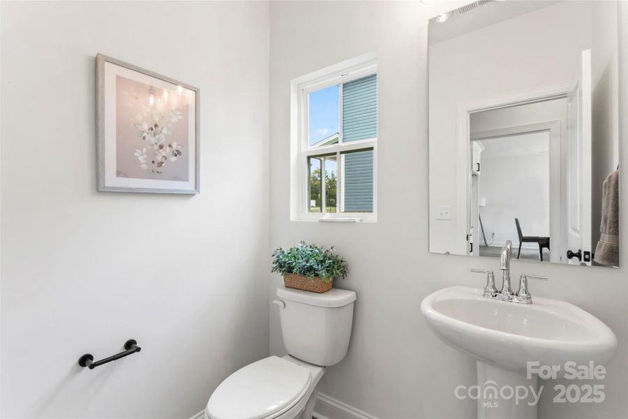 Furnished interior view inside a new home in , Kannapolis (Image 13).