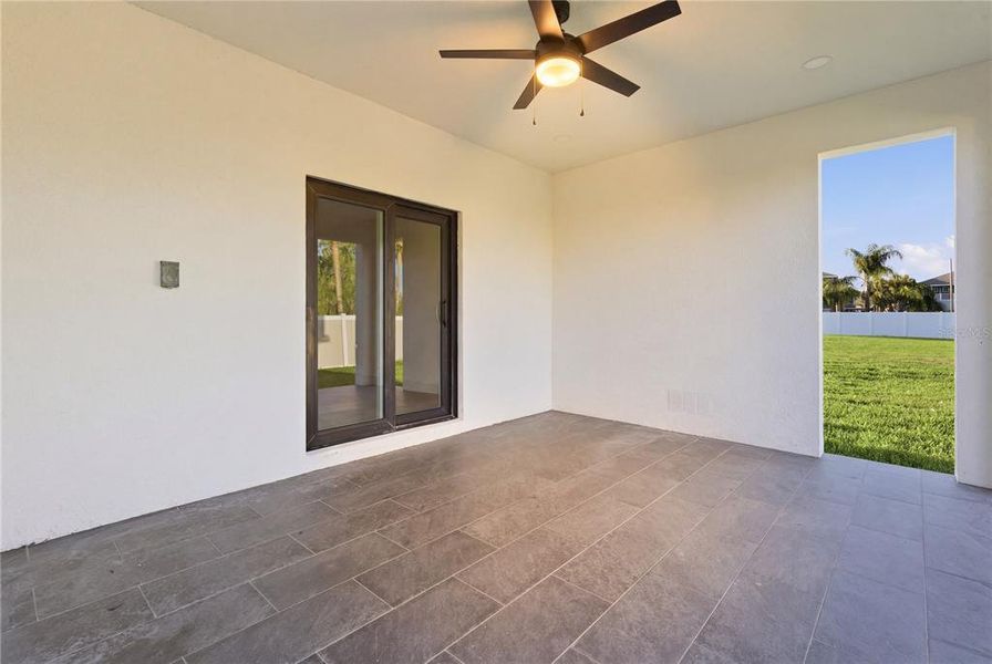 Exterior details and patio area of a home in , New Port Richey (Image 32).