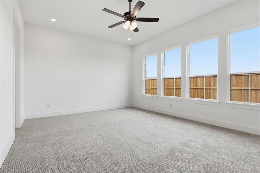 Spacious, unfurnished interior of a new home in Pecan Grove, Burleson (Image 20). Spacious, unfurnished interior of a new home in Pecan Grove, Burleson (Image 20).