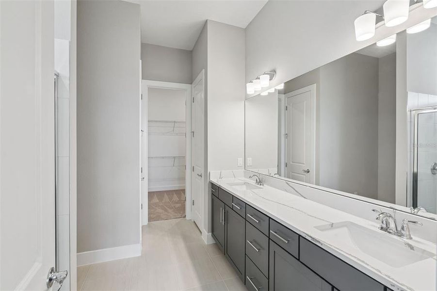 Furnished interior view inside a new home in , Clermont (Image 7). Furnished interior view inside a new home in , Clermont (Image 7).