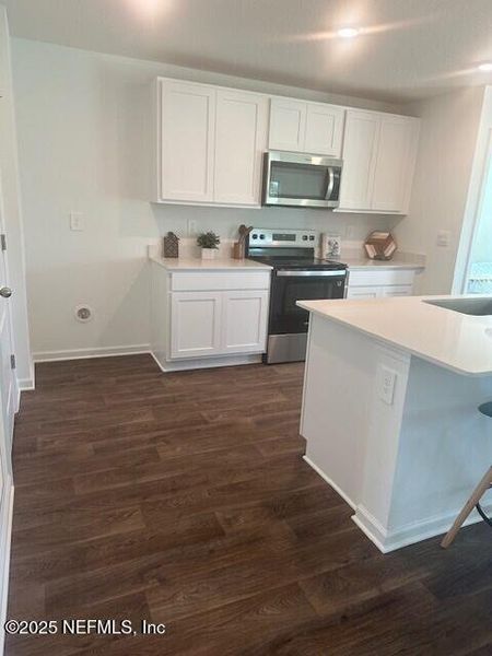 Furnished interior view inside a new home in Rookery, Green Cove Springs (Image 11). Furnished interior view inside a new home in Rookery, Green Cove Springs (Image 11).