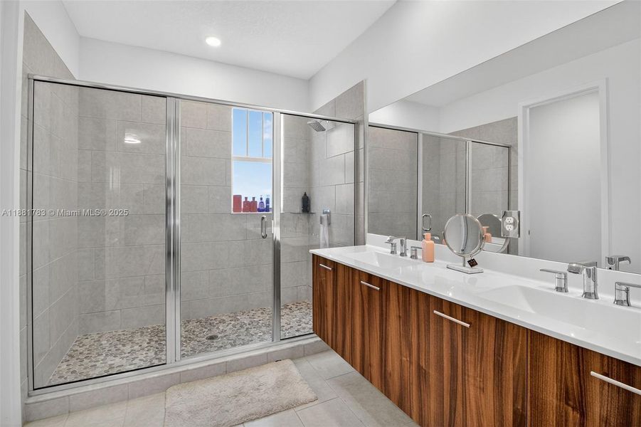 Furnished interior view inside a new home in Crescent Ridge, Davie (Image 3).