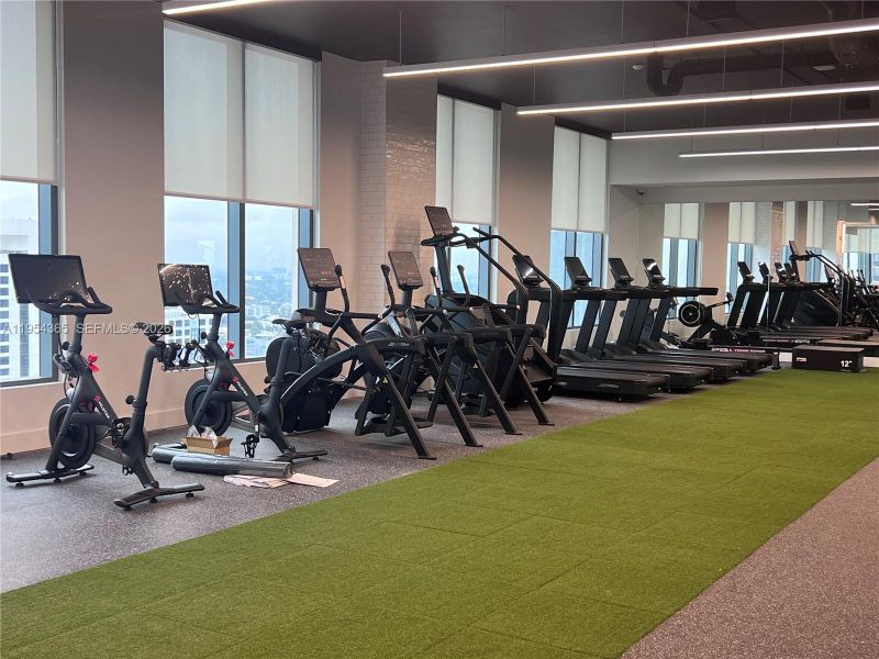 Community amenities in , Miami (Image 24).