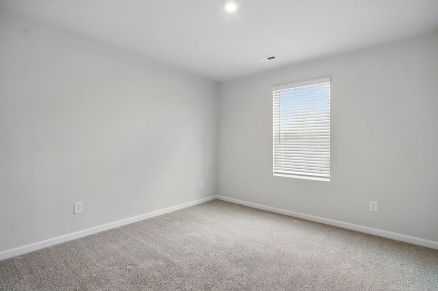 Photo representation of the Shenandoah plan. Colors, finishes and options will vary.