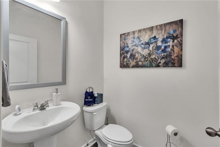 Furnished interior view inside a new home in Bentwater, Hoschton (Image 8).