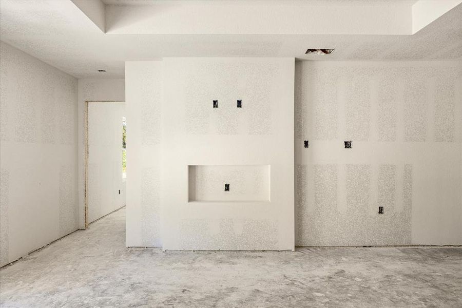 Spacious, unfurnished interior of a new home in , Tolar (Image 16).