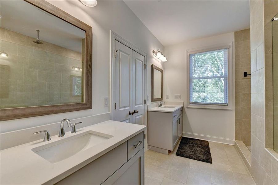 Furnished interior view inside a new home in , Duluth (Image 9).