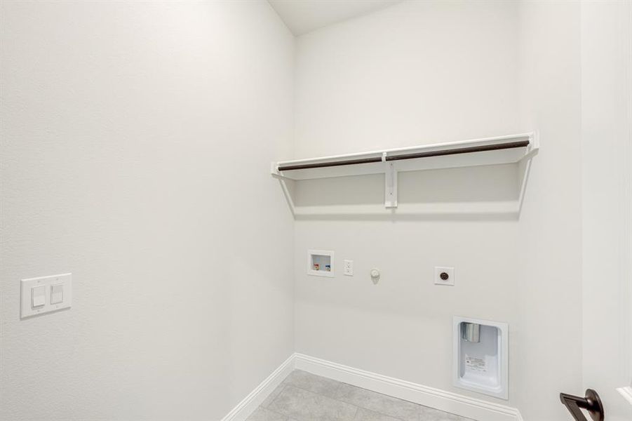 Furnished interior view inside a new home in East Oak Creek 50-55, Commerce (Image 7). Furnished interior view inside a new home in East Oak Creek 50-55, Commerce (Image 7).