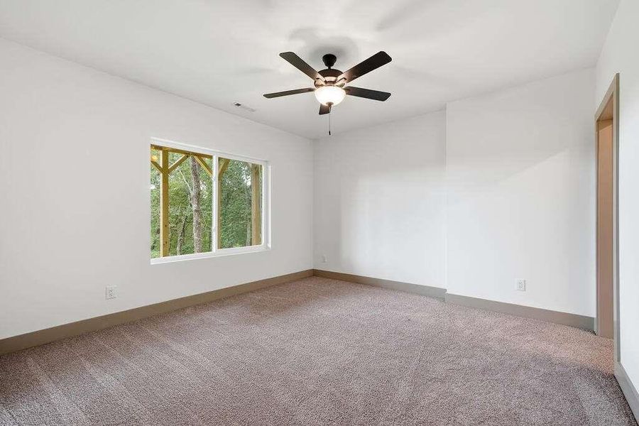 Spacious, unfurnished interior of a new home in , Ellijay (Image 56).