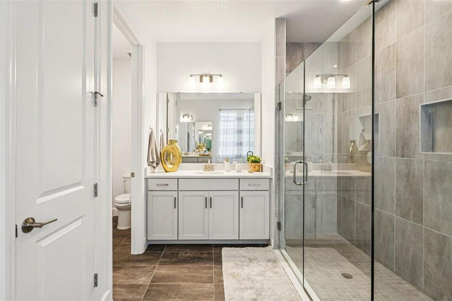 Furnished interior view inside a new home in , Apopka (Image 18).