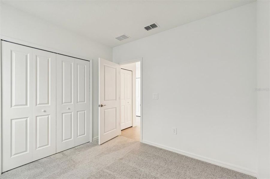Spacious, unfurnished interior of a new home in Southpointe, Palmetto (Image 19).