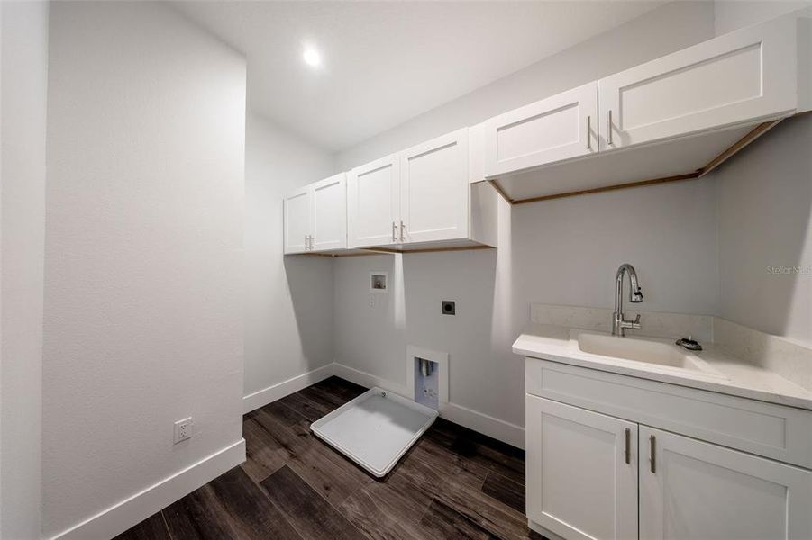 Furnished interior view inside a new home in , Deltona (Image 33).