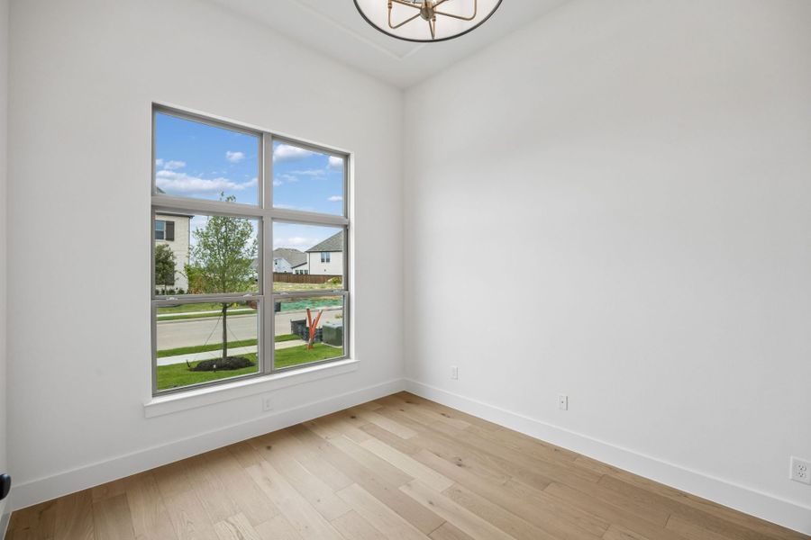 Spacious, unfurnished interior of a new home in The Parks at Wilson Creek, Celina (Image 57). Spacious, unfurnished interior of a new home in The Parks at Wilson Creek, Celina (Image 57).