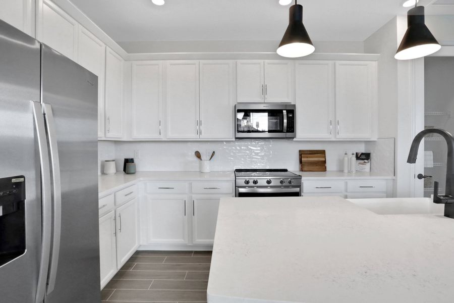 Parrish, FL New Home.  - Slide 2