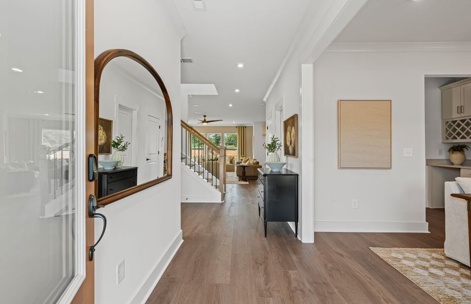 Representative furnished interior of a home built from the Riverton by Pulte Homes in Creekside at Skelton, Hoschton (Image 32).