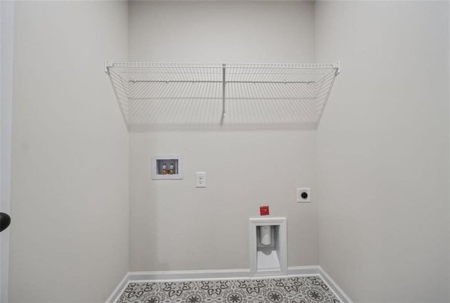 Spacious, unfurnished interior of a new home in , Loganville (Image 33).