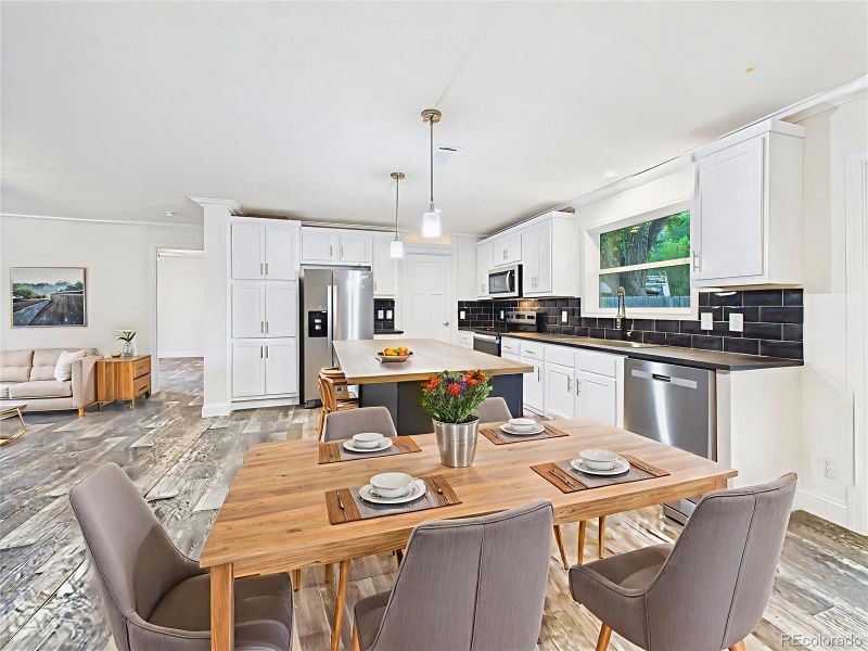 Virtually Staged versions highlight space for casual dining and entertaining.