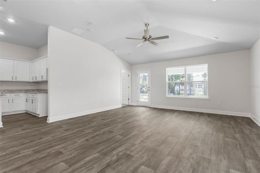 Spacious, unfurnished interior of a new home in Palm Coast, Palm Coast (Image 18). Spacious, unfurnished interior of a new home in Palm Coast, Palm Coast (Image 18).