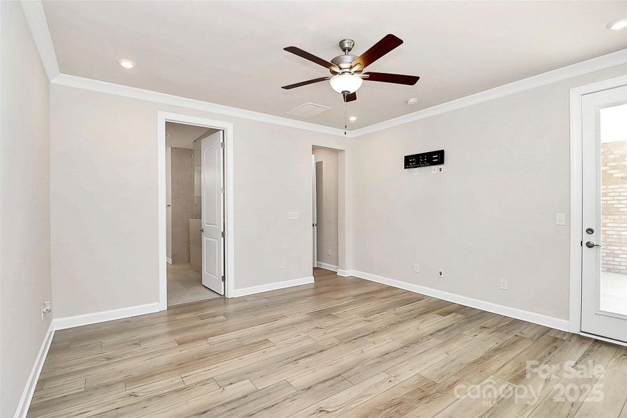 Spacious, unfurnished interior of a new home in , Mint Hill (Image 20).