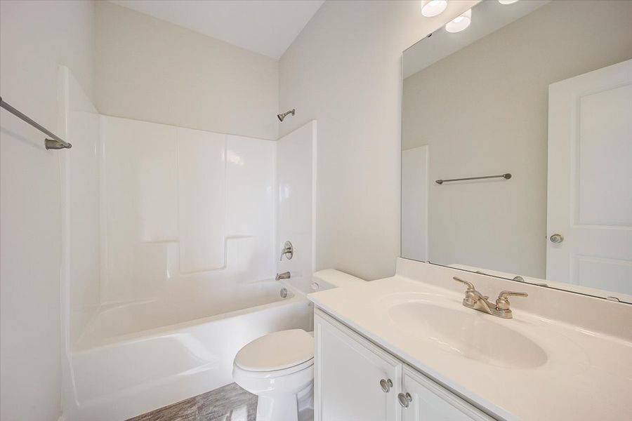 Representative furnished interior of a home built from the Oakland by SK Builders in Blue Ridge Trail, Fountain Inn (Image 37).