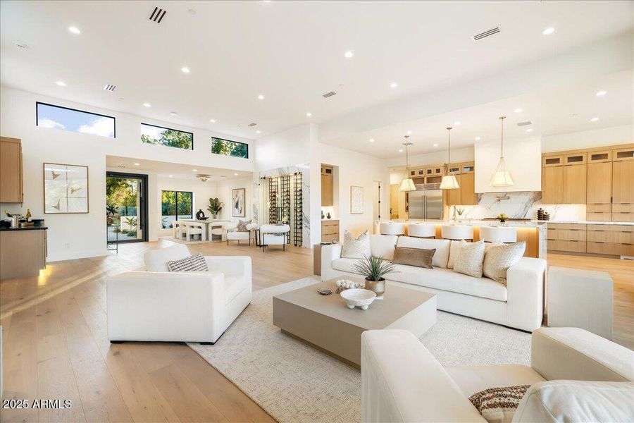 063-IMG_6947 063-IMG_6947