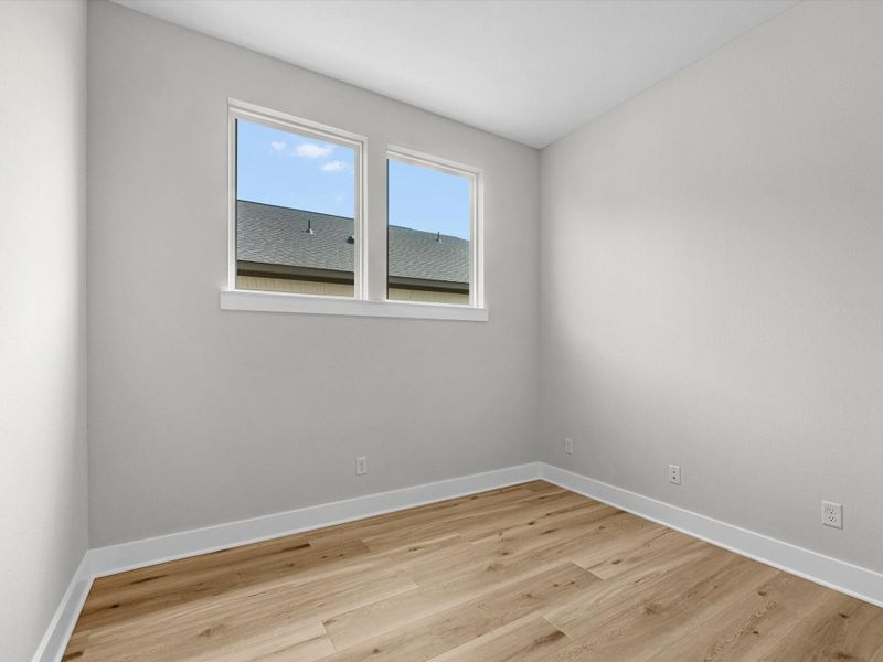 Spacious, unfurnished interior of a new home in Jubilee 50′, Hockley (Image 23).