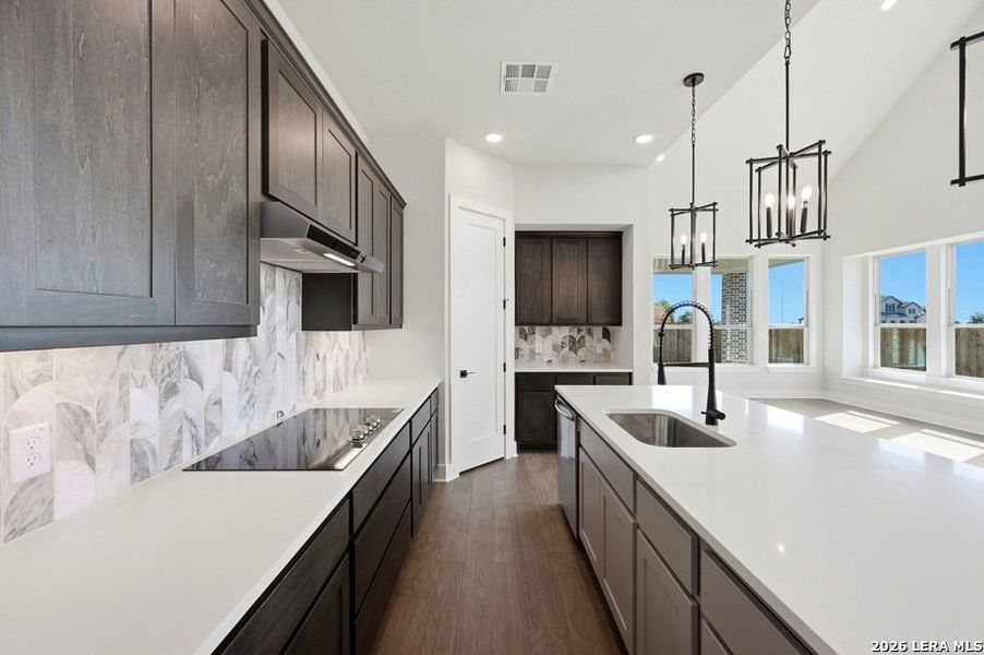 Furnished interior view inside a new home in Venado Crossing, Cibolo (Image 5).