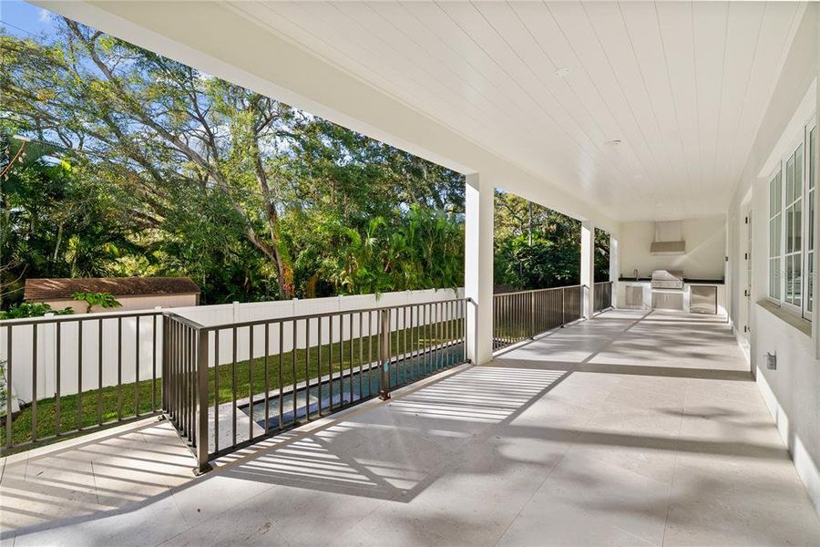 Exterior details and patio area of a home in , Tampa (Image 3).