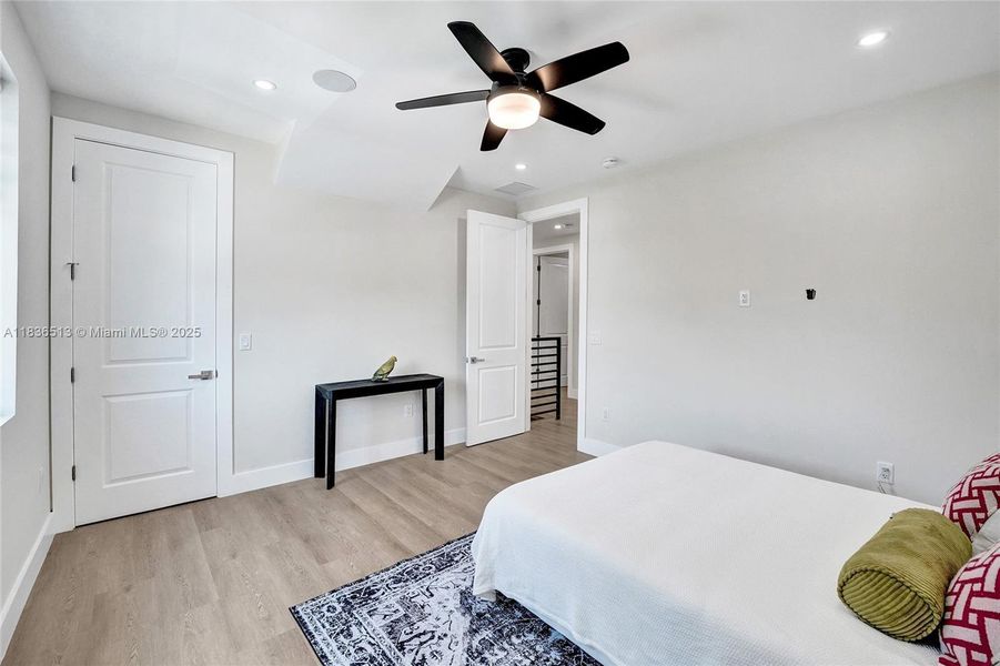 Furnished interior view inside a new home in , Fort Lauderdale (Image 17).