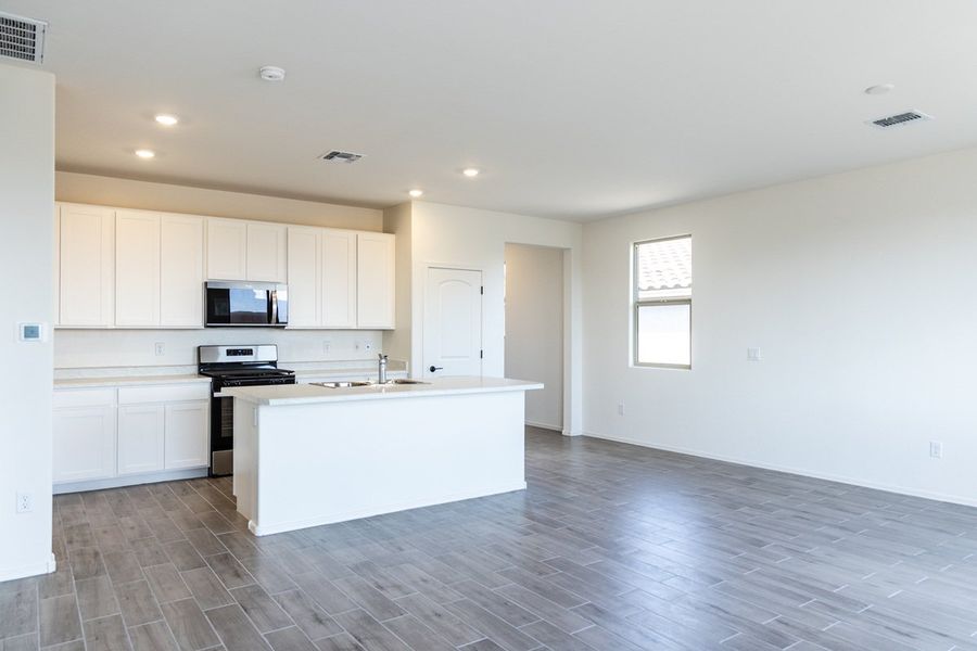 Image 4 of a home in Entrada Del Pueblo at Rancho Sahuarita.