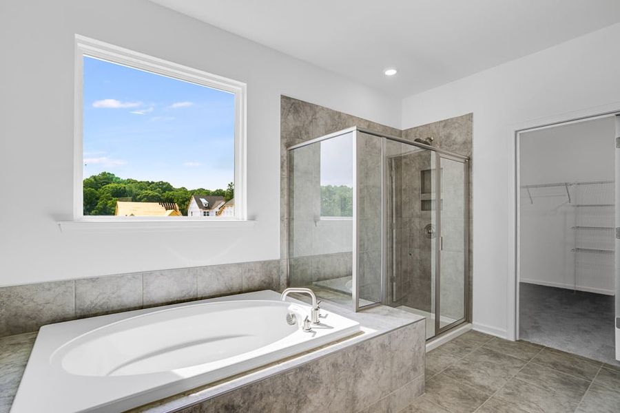 Representative furnished interior of a home built from the Madison Signature by Taylor Morrison in The Coves on Lake Wylie, Charlotte (Image 17).