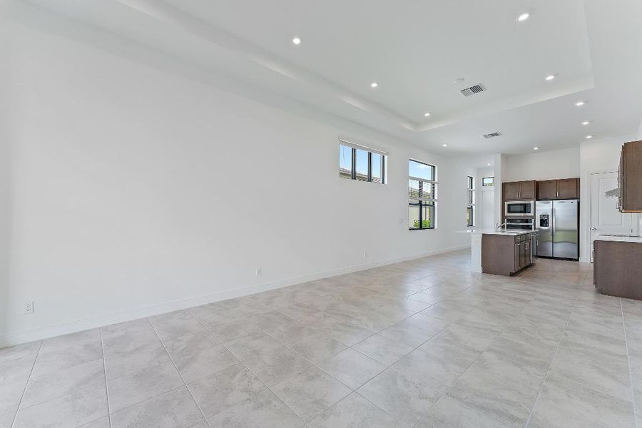 025-9345SWPepoliWay-PortSaintLucie-FL-FU