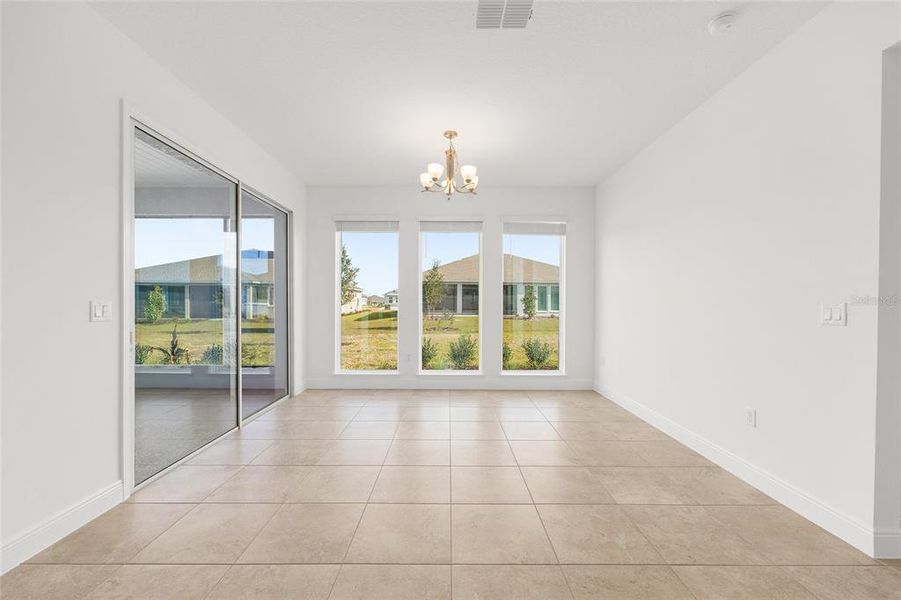 Spacious, unfurnished interior of a new home in , Ocala (Image 26).