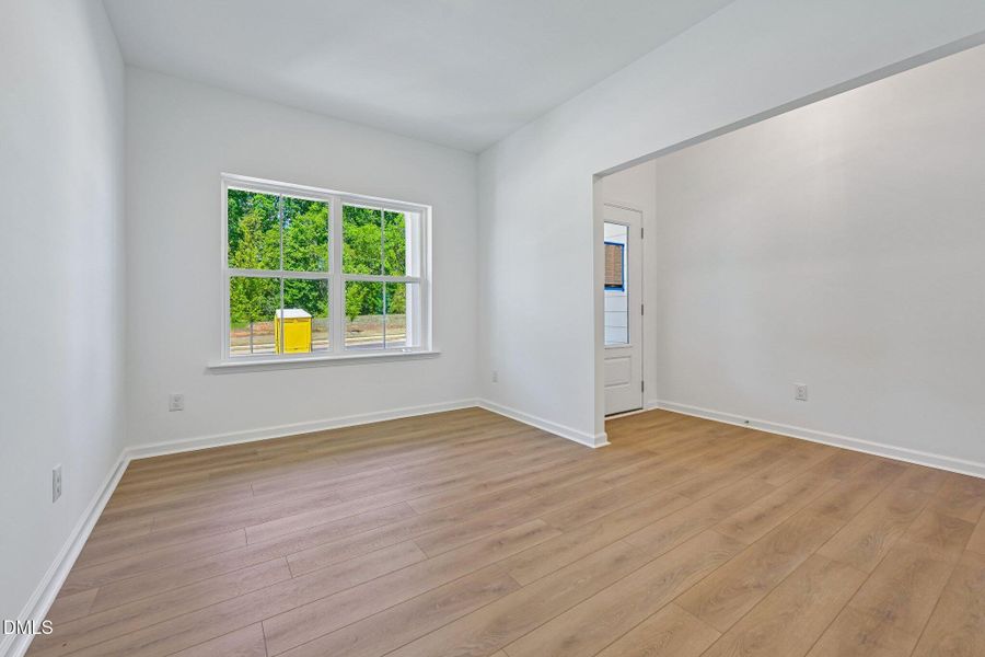 23-web-or-mls-Ken Dr-S2304-023