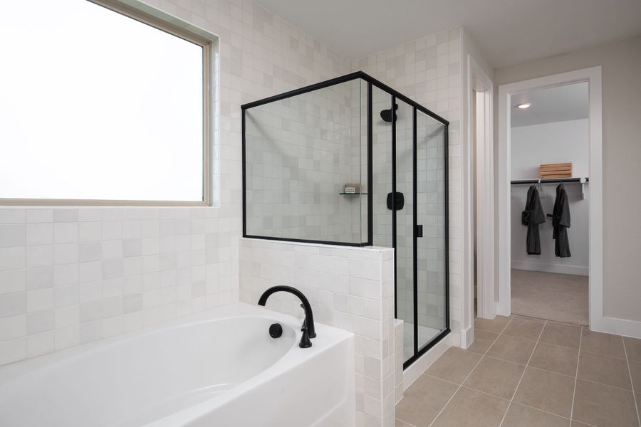 Representative furnished interior of a home built from the Owen by Tri Pointe Homes in View at the Reserve, Mansfield (Image 16).